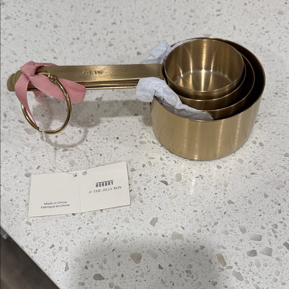Gold Measuring Cups Set